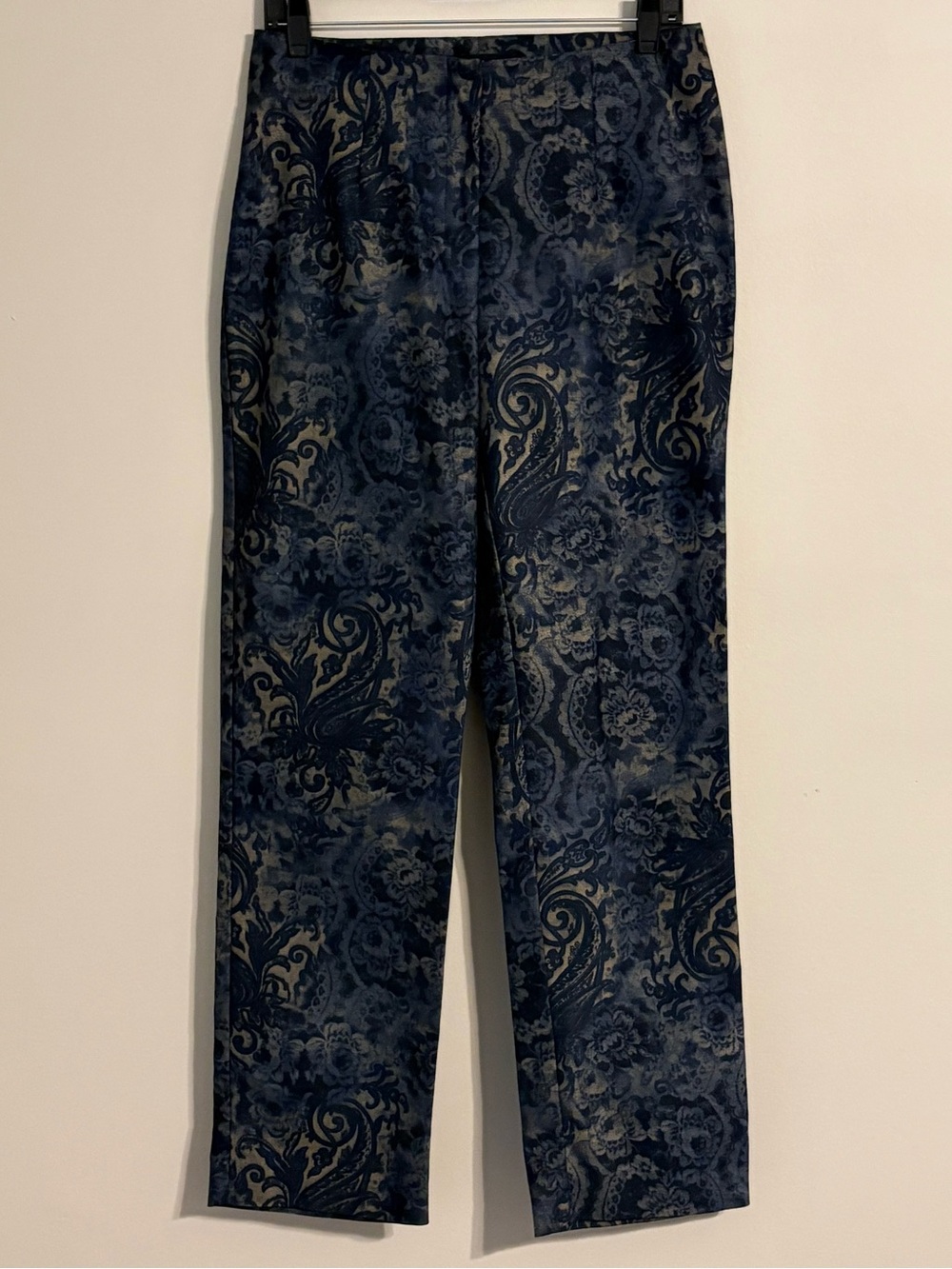 Revue Women's Navy Blue Paisley Stretch Trousers - Size 10